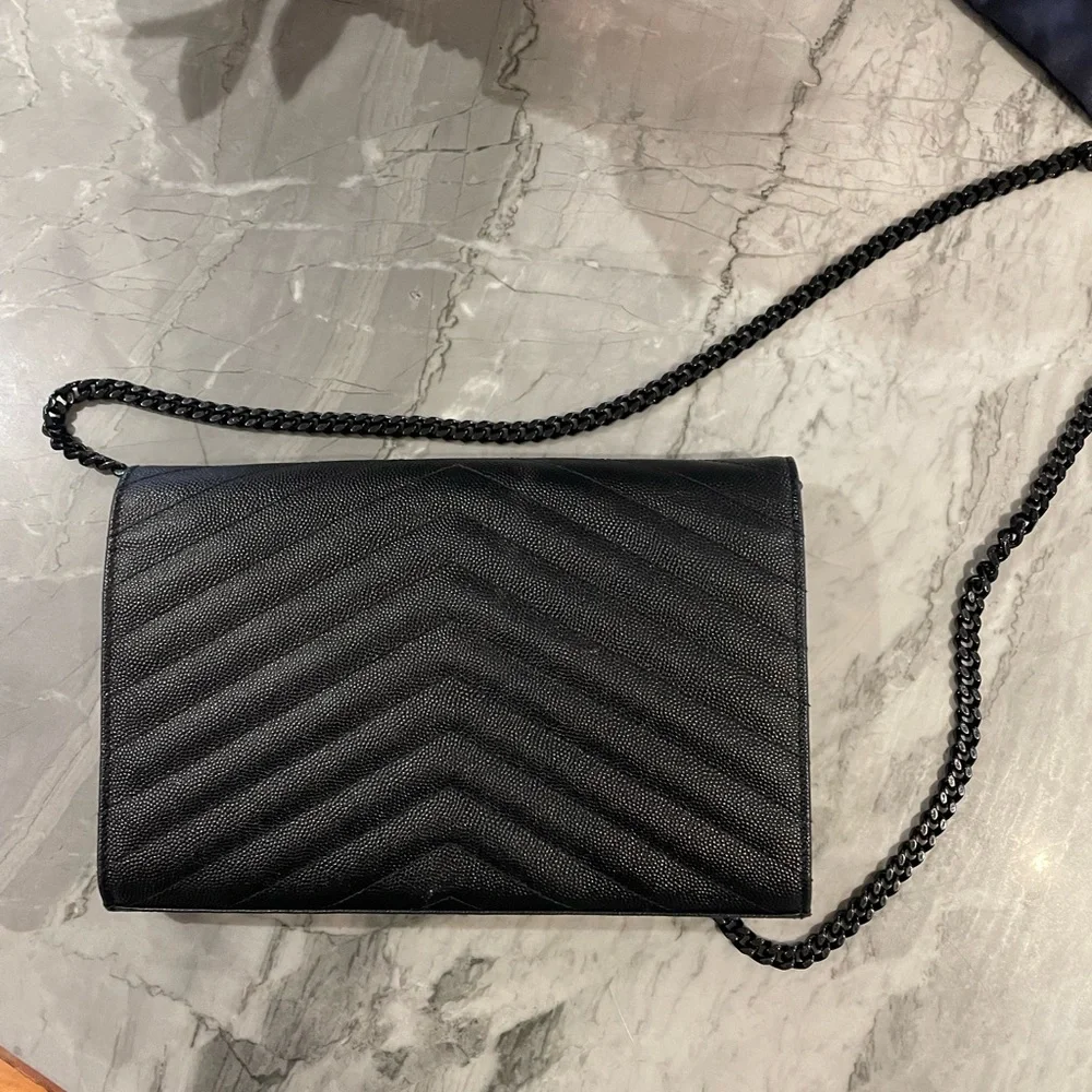 YSL black on black envelope handbag - Picture 8 of 13